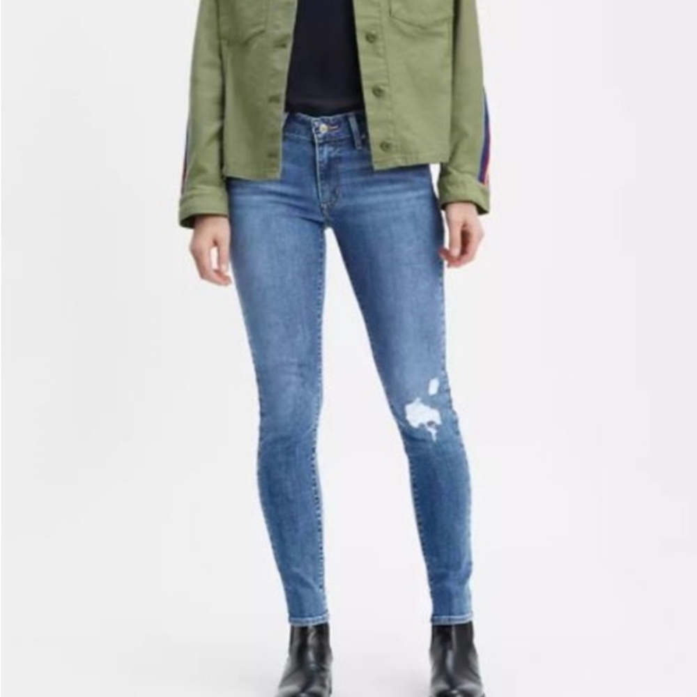 Levi's 721 High Rise Skinny Jeans